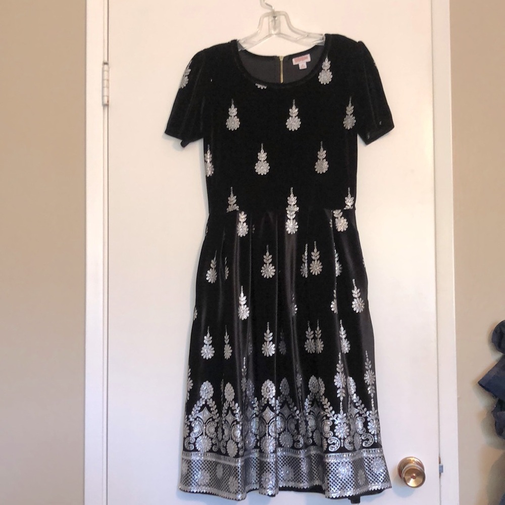 Black Velvet Amelia Dress 🔥